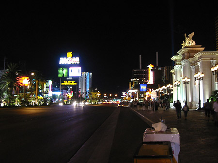 Foto Hotel MGM bei Nacht